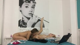 GG-LickingPussy withMiss_x_.jpg