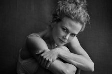 new-2017-pirelli-calendar-by-peter-lindbergh-2.md.jpg