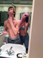 Taylor Swift (2).jpg